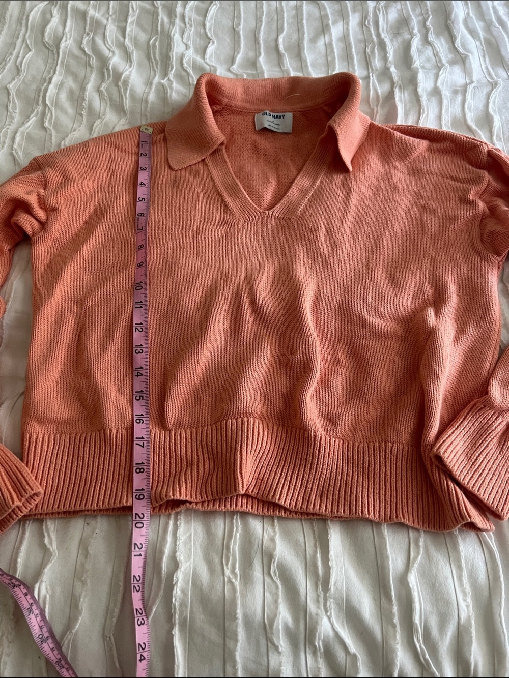Old Navy Coral V-Neck Collared Women's Sweater - Picture 4 of 7